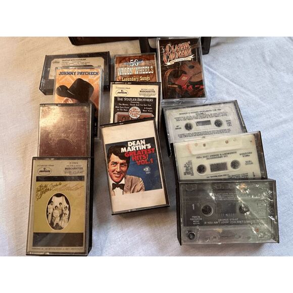 Classic Country 1970's/80's Cassette Tape Collection w/ Case, George Jones - Picture 2 of 14